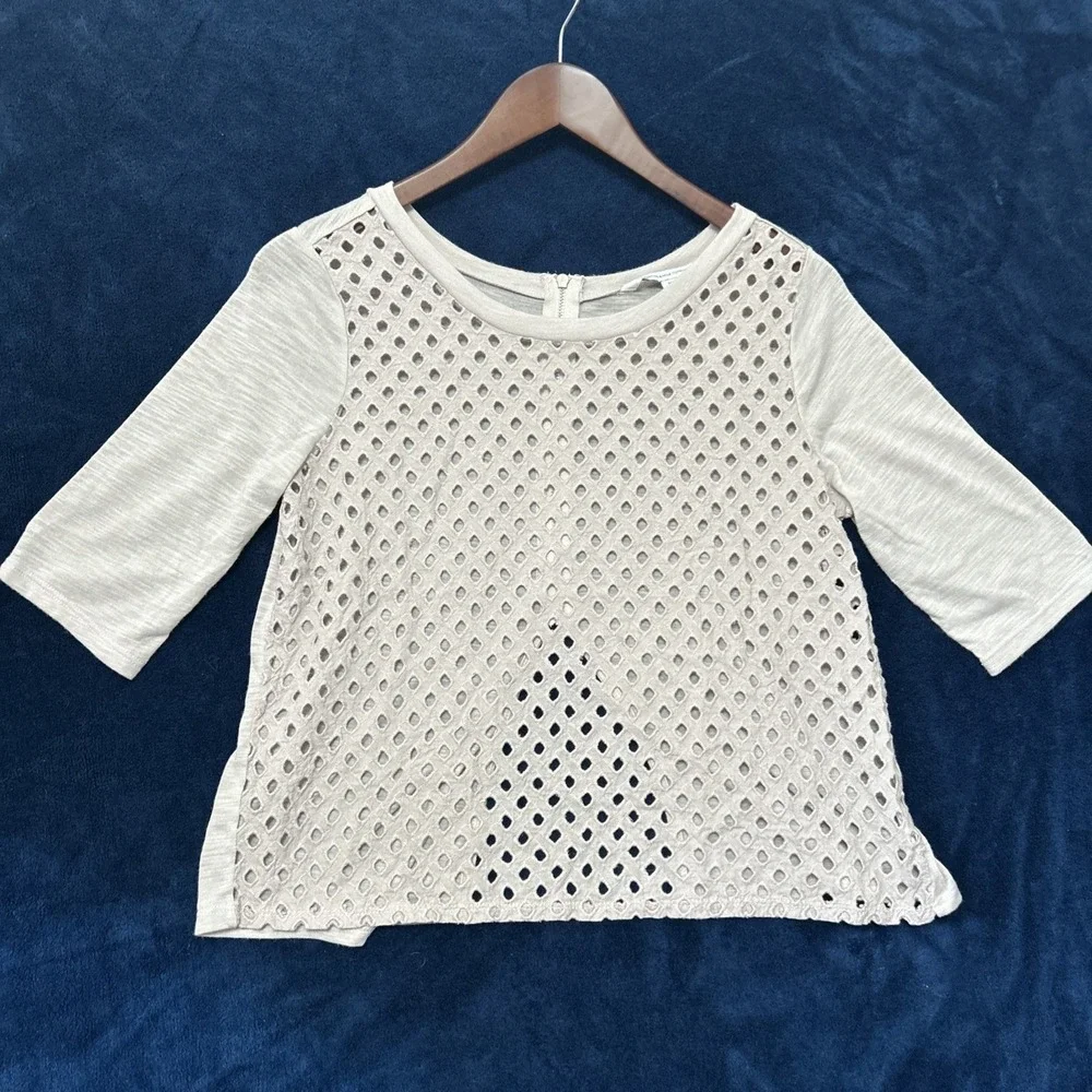 American Eagle Womens Mesh Eyelet Top Size M‎ Slit Back Festival Neutral Rave
